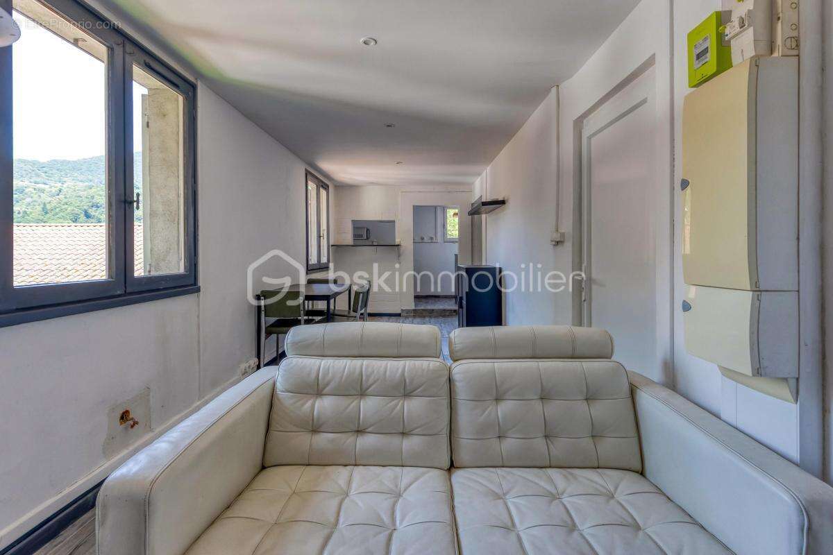 Appartement à SAINT-MARTIN-D'URIAGE