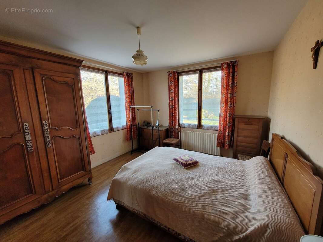 Maison à BELLOU-SUR-HUISNE