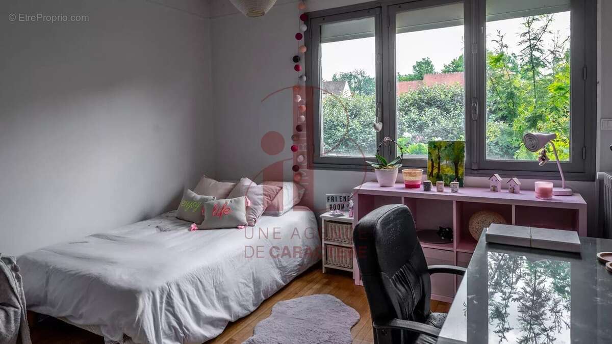 Maison à BOURRON-MARLOTTE