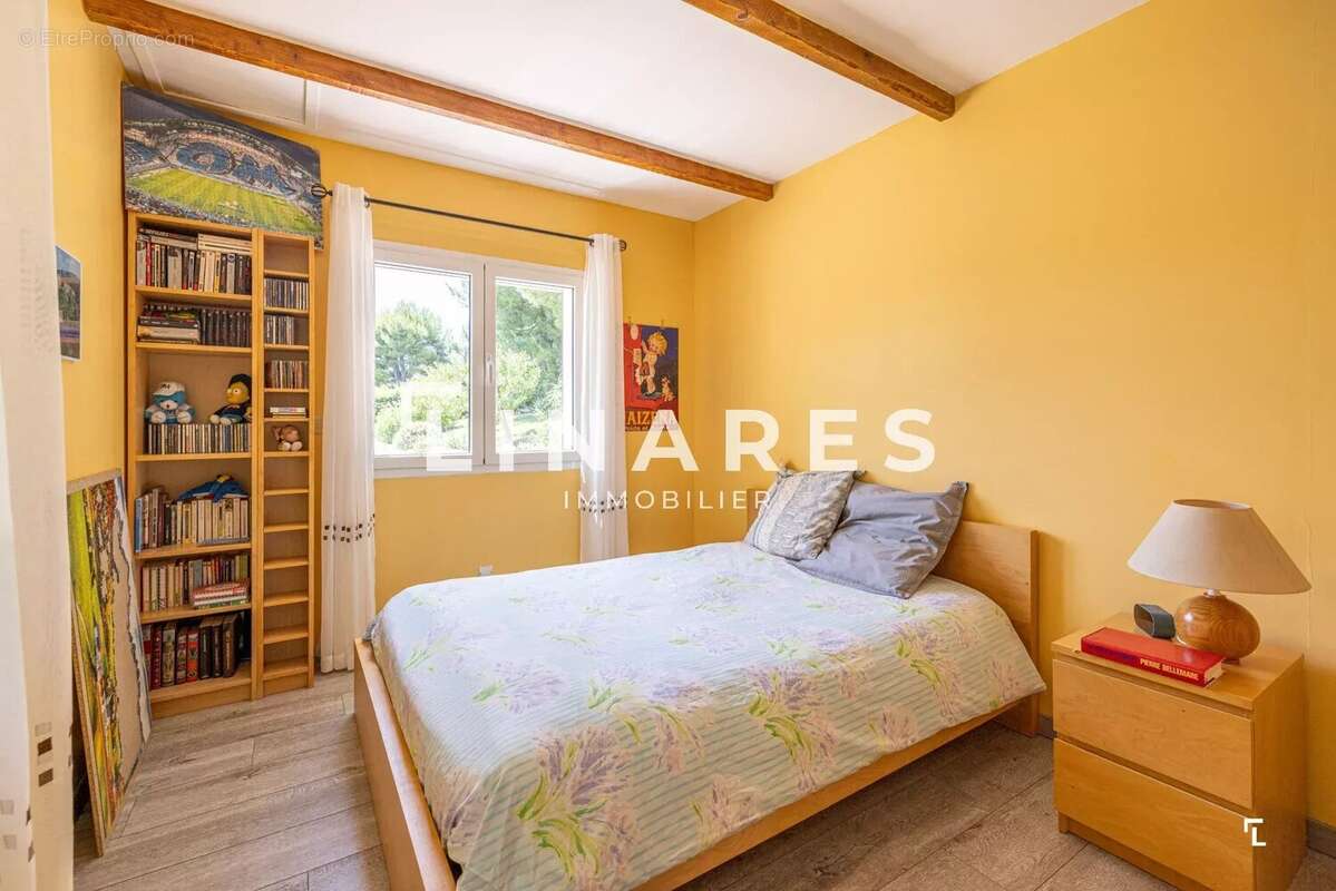 LA  FAMILIALE - Villa T5 de 125m² + Appartement de 46m² + Garage de 19m² -  Piscine - Parcelle 1500m² - 13013 Château Gombert - photo 21
