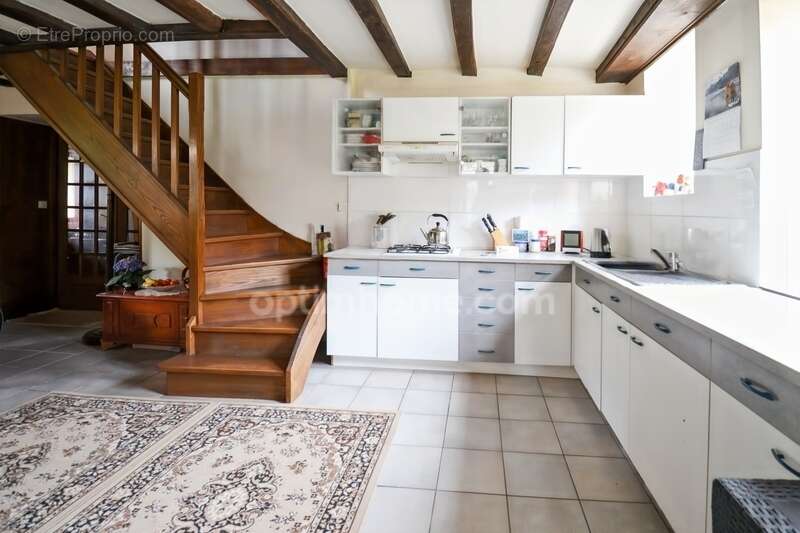 Maison à SAINT-HILAIRE-LA-TREILLE