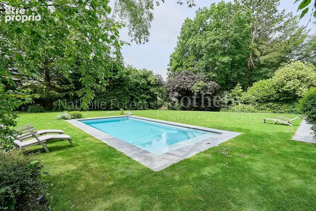 Croix Résidentiel , très jolie maison contemporaine  érigée en plain pied , 5 ch sur 2420 M2 de terr - photo 11