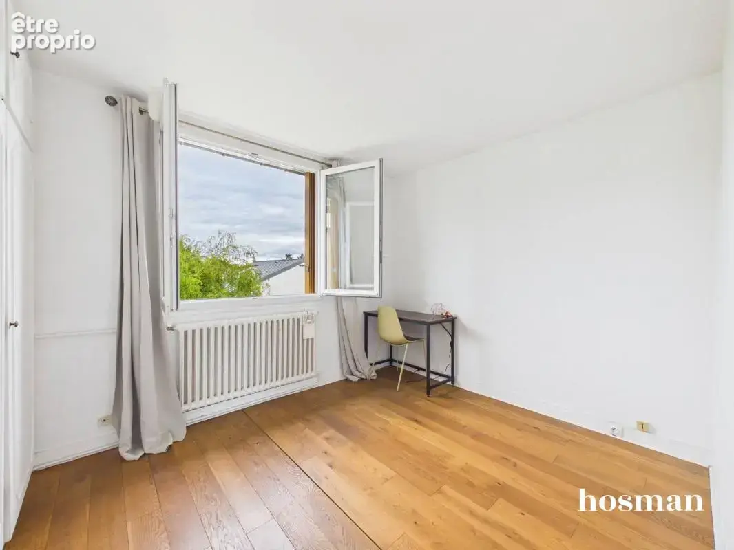 Appartement 4 pièces 66,75m² - Lumineux et Parking - Rue de Garches, Saint-Cloud - photo 9