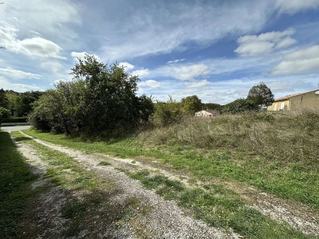 Terrain à CASTRES