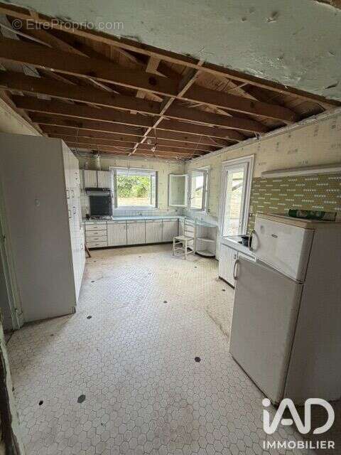 Maison 168 m² à Saint-Christoly-De-Blaye  - photo 2