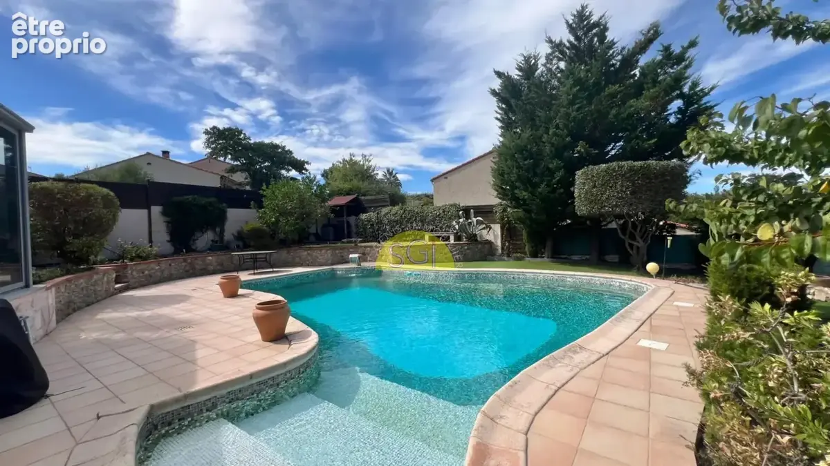Belle Villa 4 faces avec piscine et sous-sol complet. - photo 3