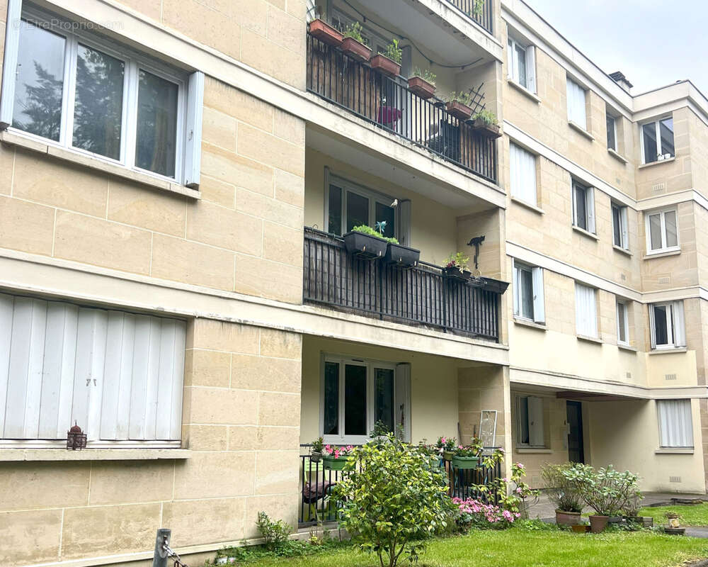 Triel/Seine - Appartement de 82m2 -  4 pièces -  Balcon  - Parking - Cave - - photo 7