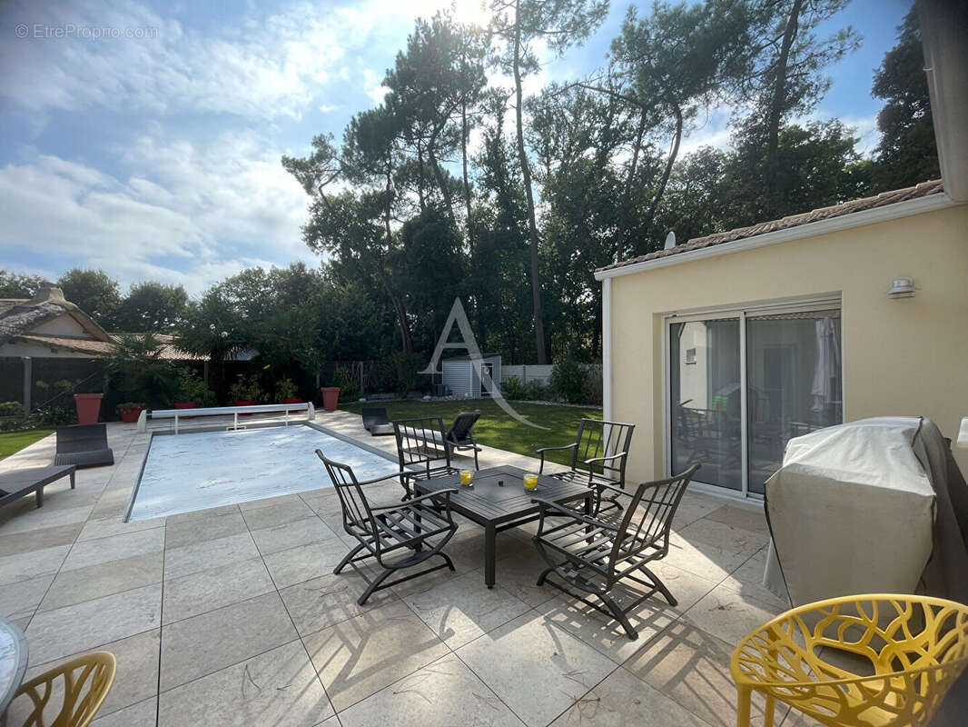 Maison à SAINT-HILAIRE-DE-RIEZ