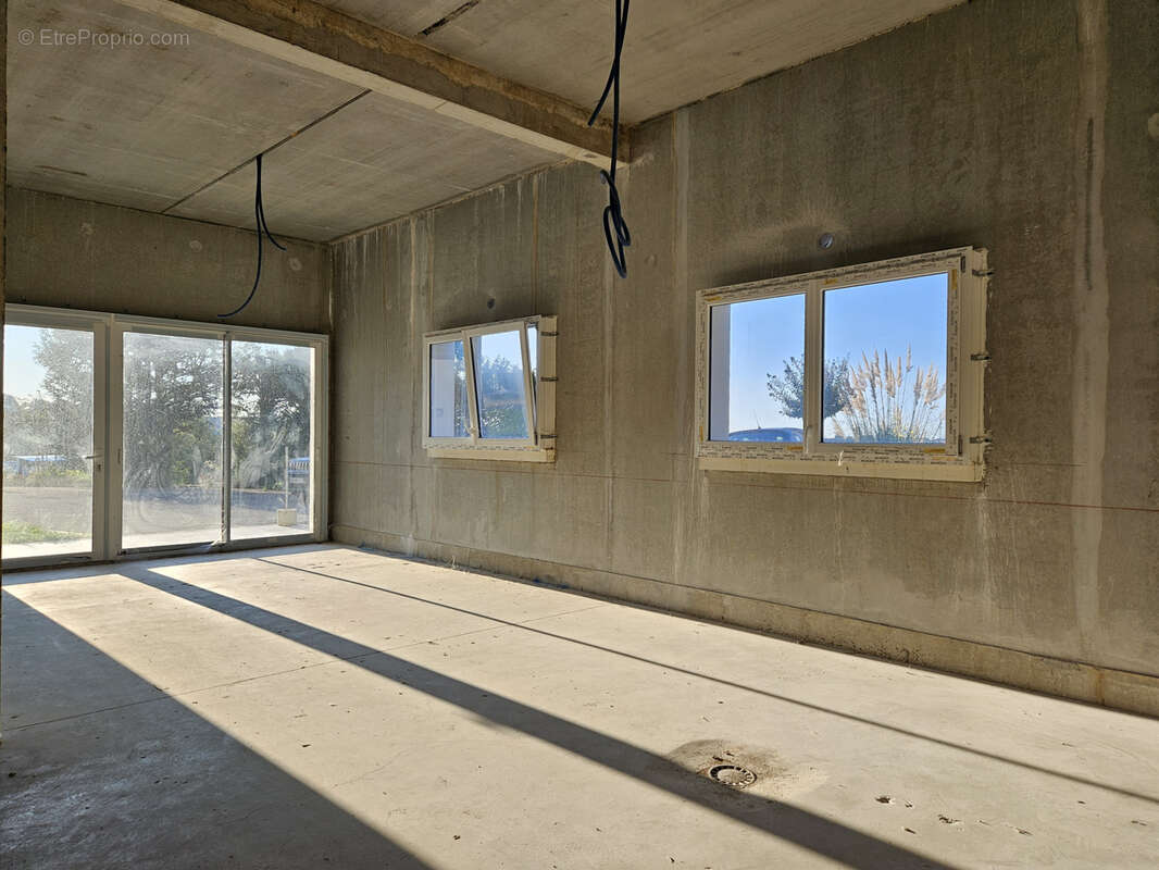 Appartement à BARAQUEVILLE