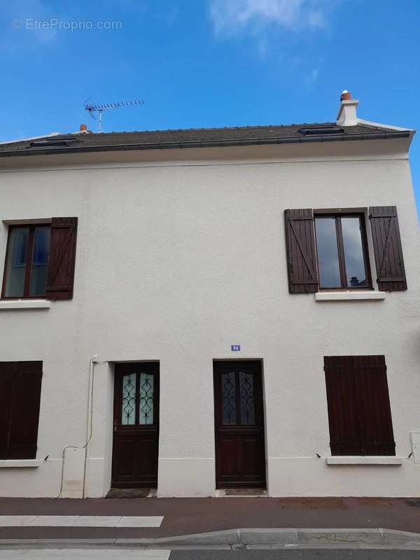 Maison à CROISSY-SUR-SEINE