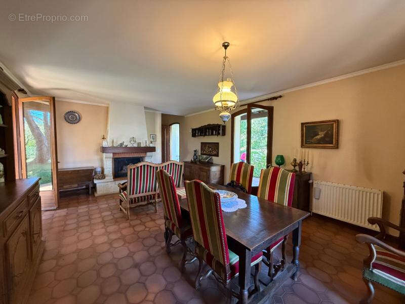 Maison à vendre à Pujols secteur prisé - photo 8