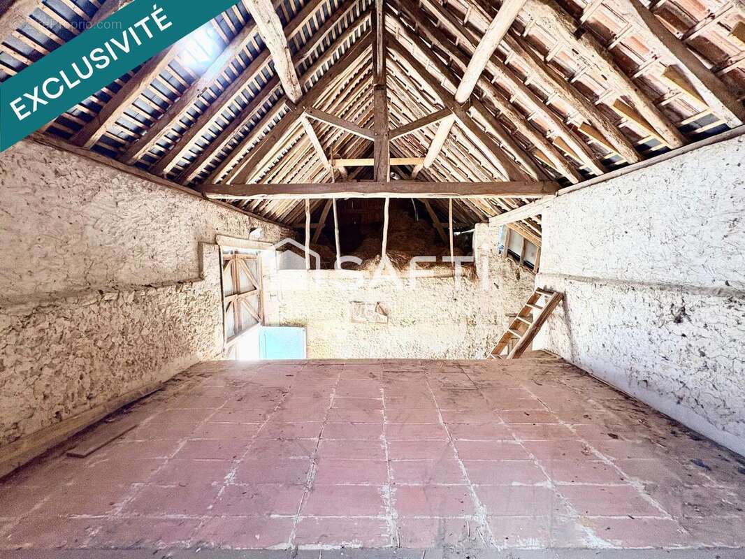 Maison 69 m² à Saint-Vincent-Du-Lorouer  - photo 9