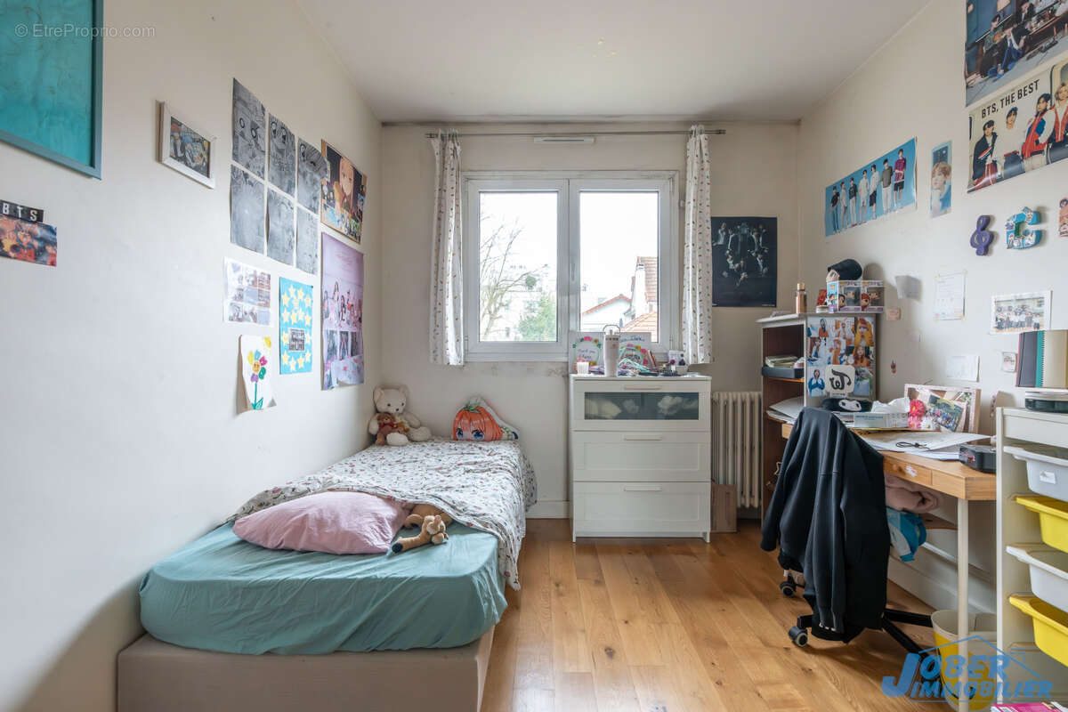 Appartement à NOGENT-SUR-MARNE