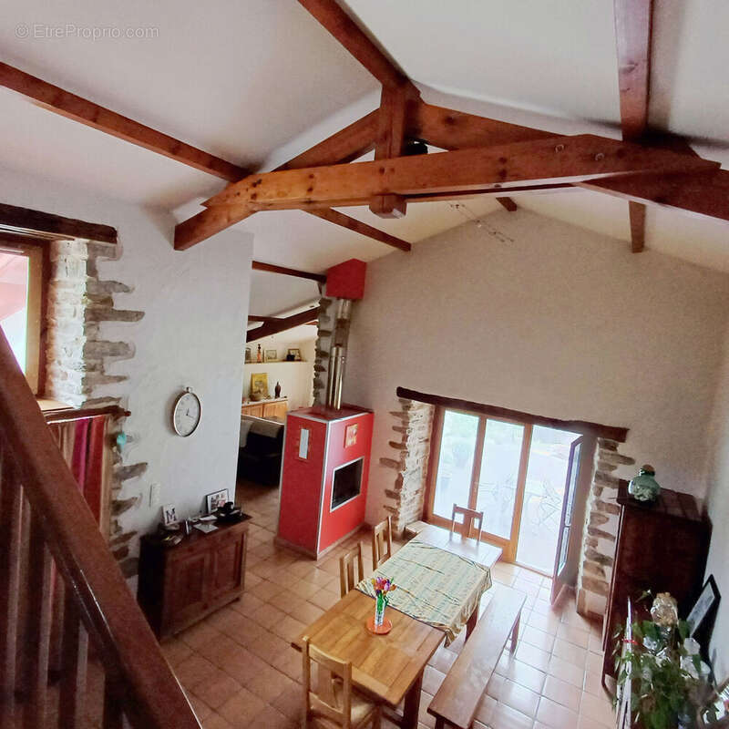 Maison 170 m² à Arneguy  - photo 4