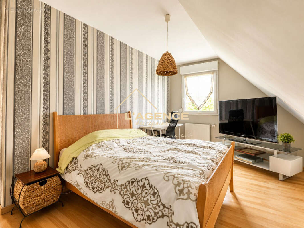 Maison 163 m² à Hazebrouck  - photo 7