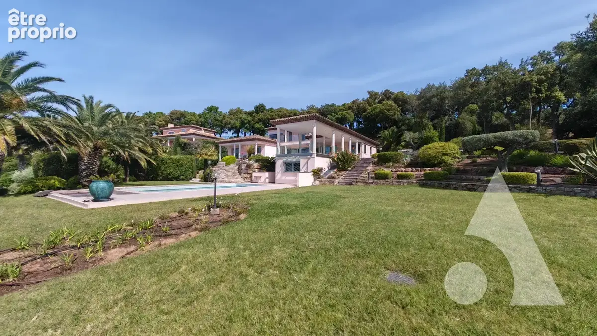 Villa d'Exception avec Vue Mer Panoramique sur tout le Golfe de Saint-Tropez  Sainte-Maxime - photo 3