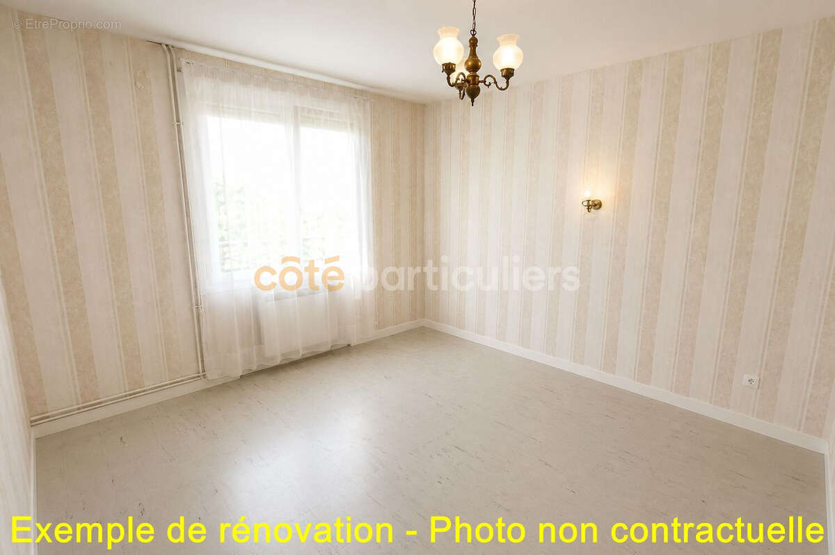 Maison à KERLOUAN