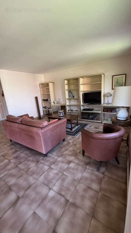 Appartement à ROCHE-LA-MOLIERE