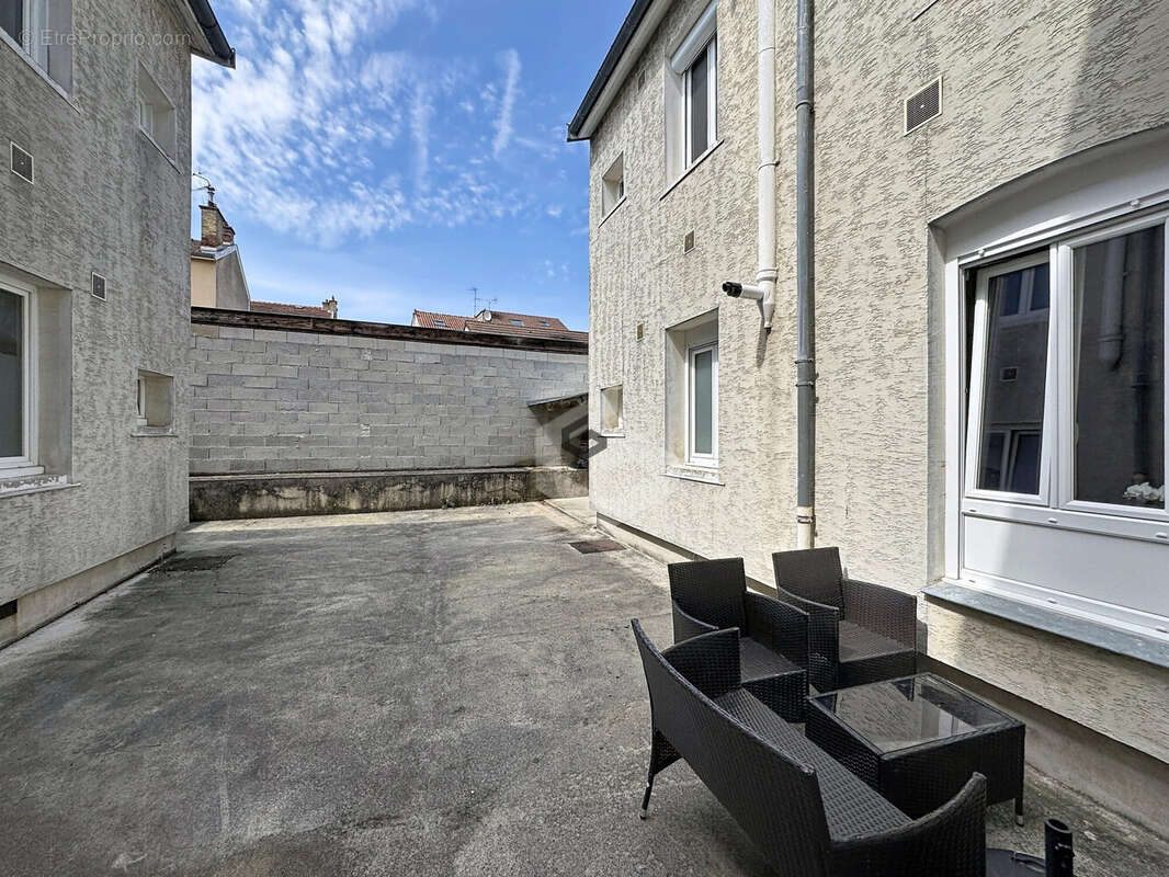 Appartement 26 m² à Reims  - photo 8