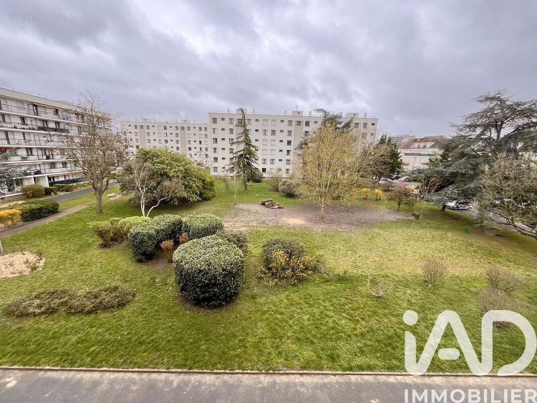 Photo 8 - Appartement à CORBEIL-ESSONNES