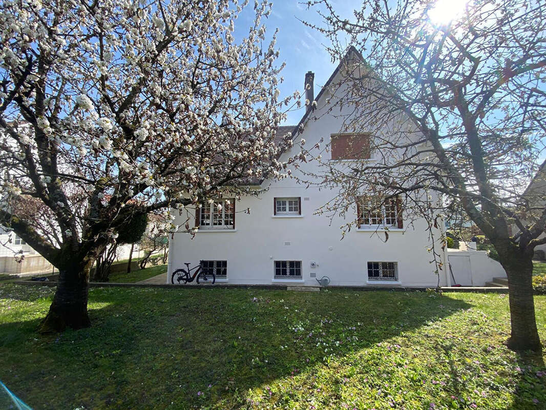Maison à SAINT-LEU-LA-FORET