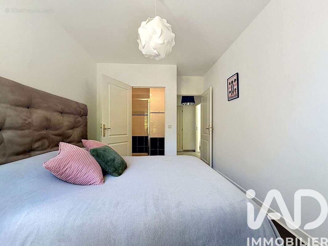 Appartement 92 m² à Beaumont  - photo 8