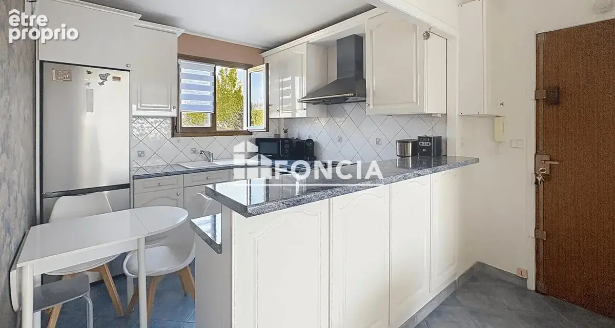 Dernier etage lumineux - photo 6
