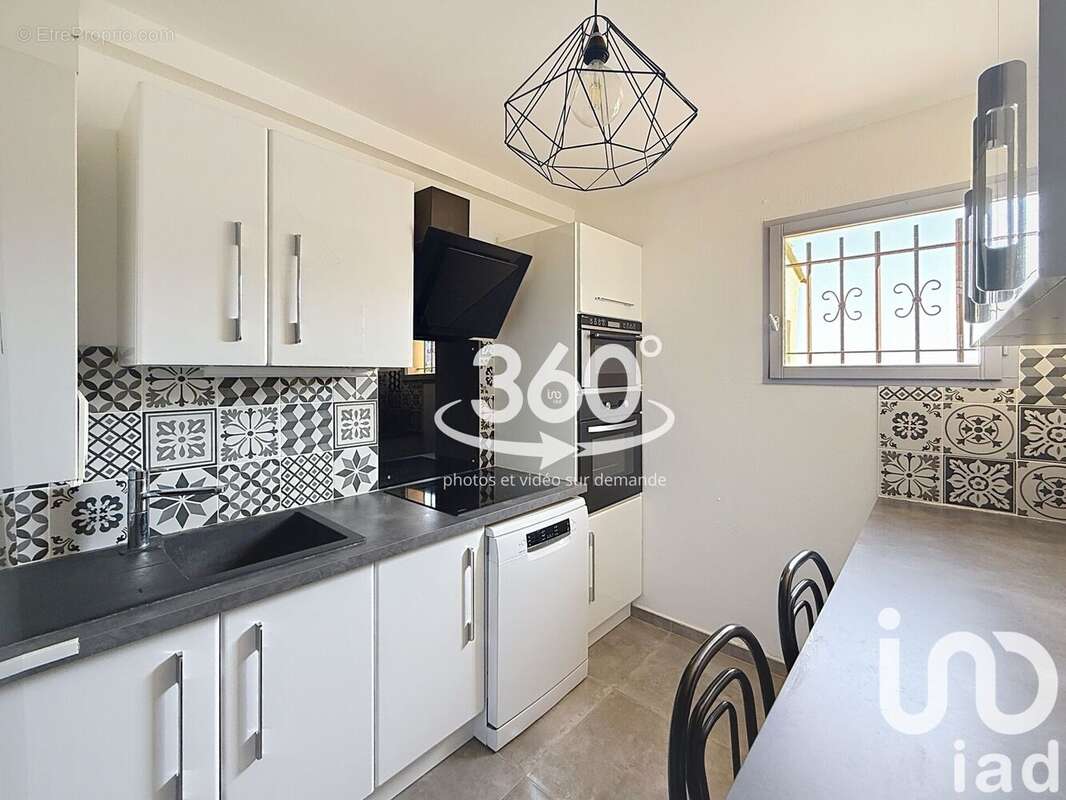 Photo 6 - Appartement à LA VALETTE-DU-VAR