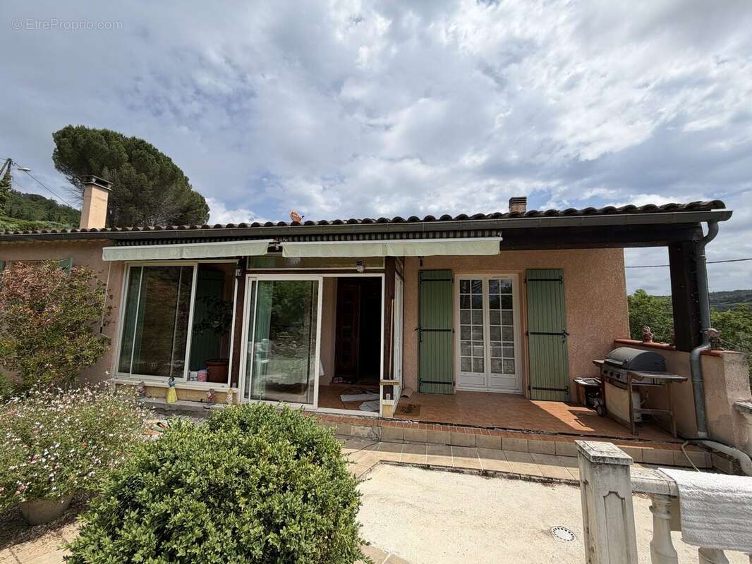 Maison à CAMPAGNE-SUR-AUDE