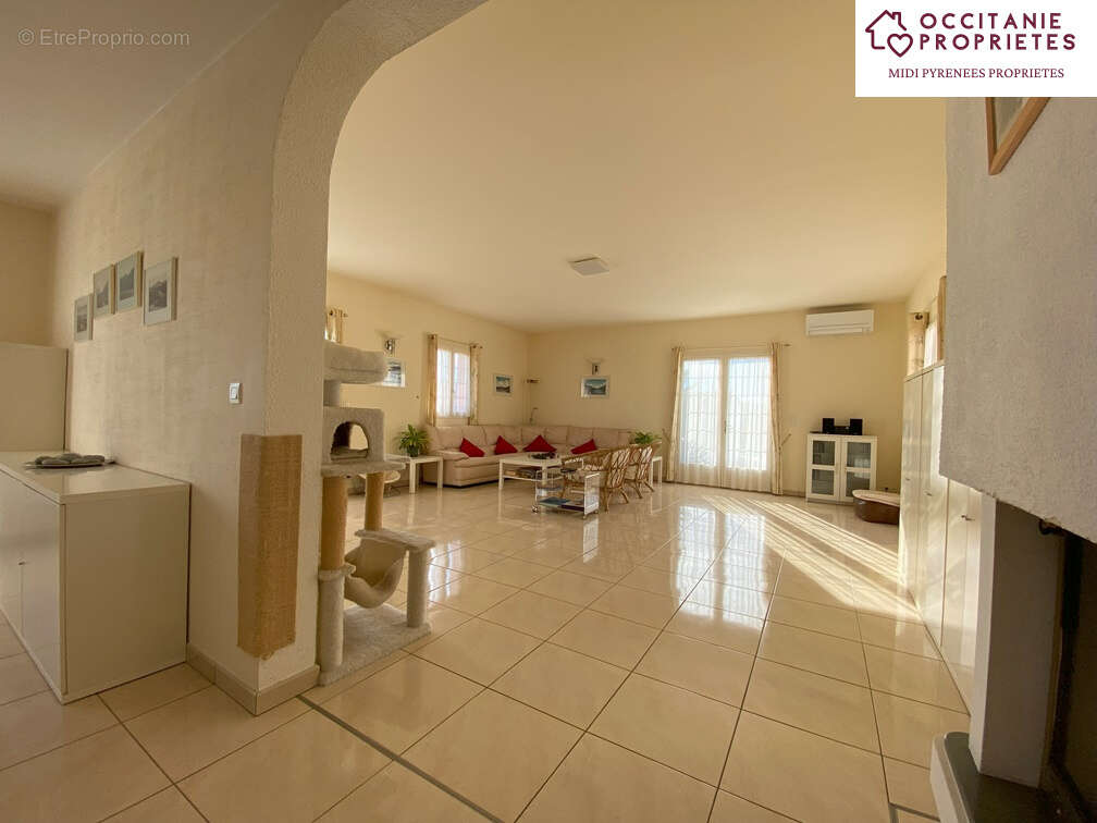 Maison à FRONTIGNAN-SAVES