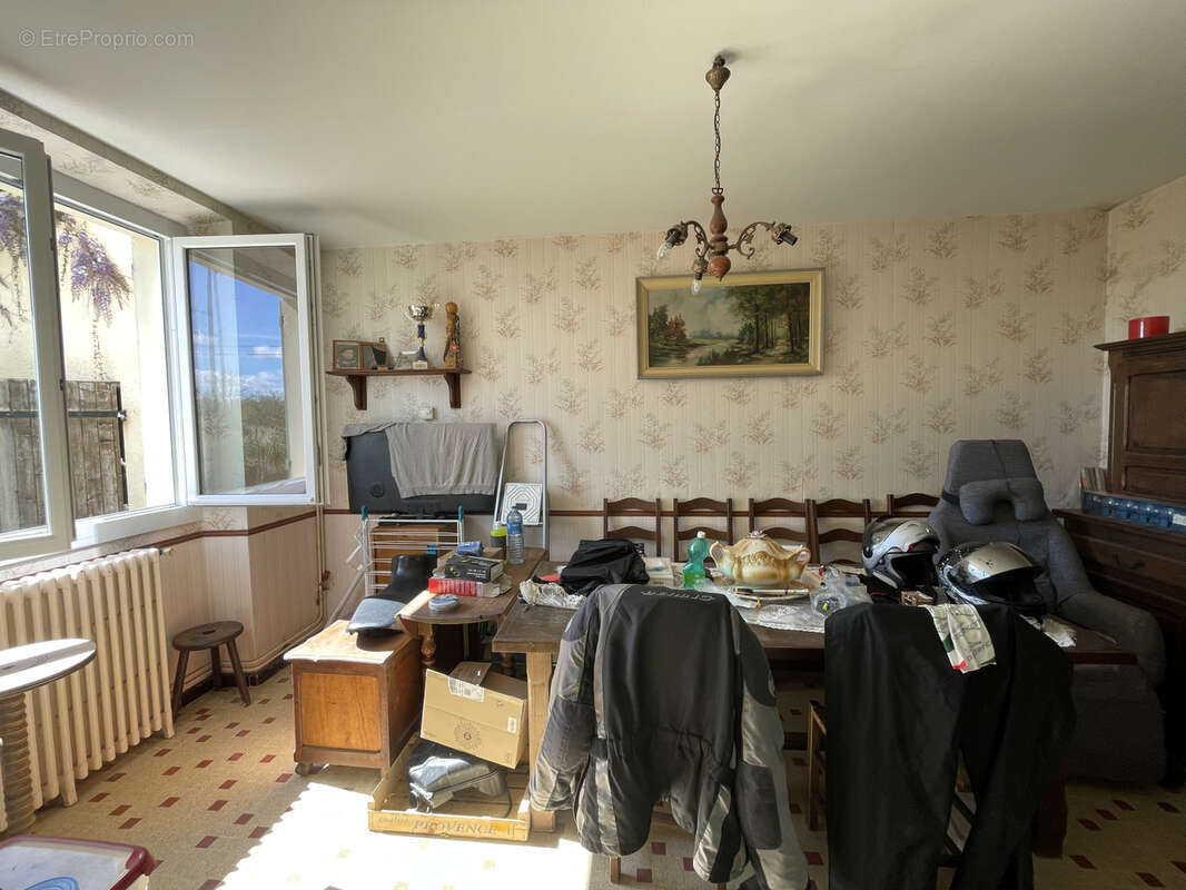 Maison à CAHUZAC-SUR-ADOUR