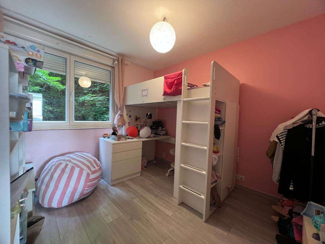 Appartement à LYON-9E
