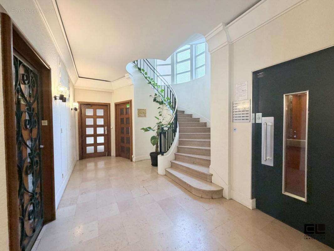Appartement à LYON-6E