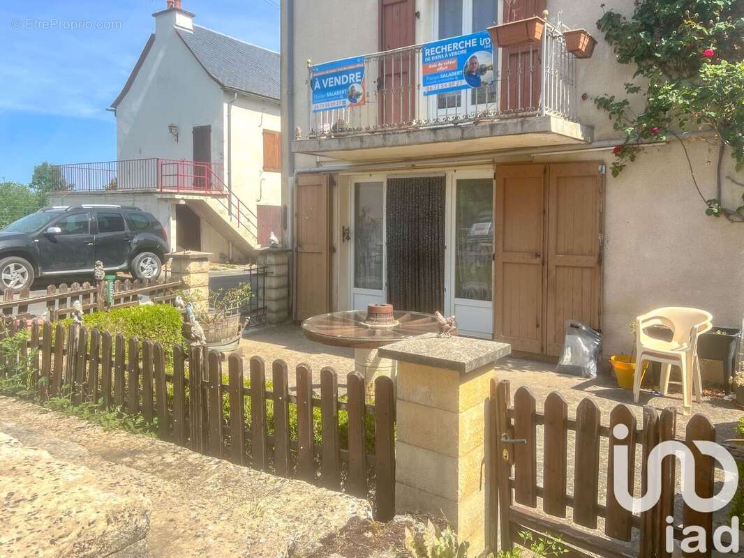 Maison 85 m² à Saint-Martin-De-Lenne  - photo 3