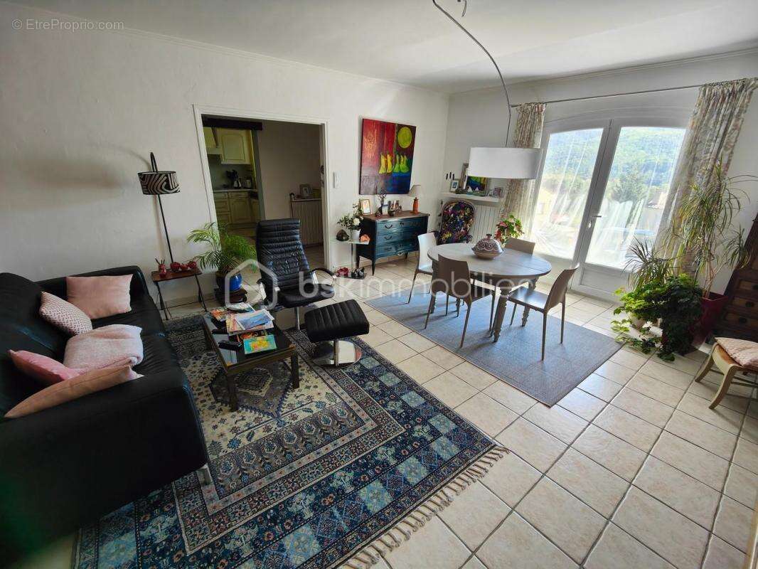 Maison à LAMALOU-LES-BAINS