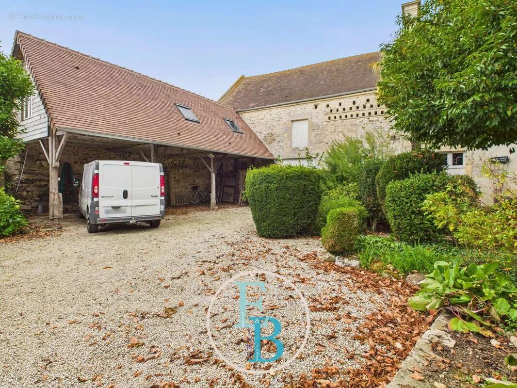 Maison à BRETTEVILLE-SUR-LAIZE