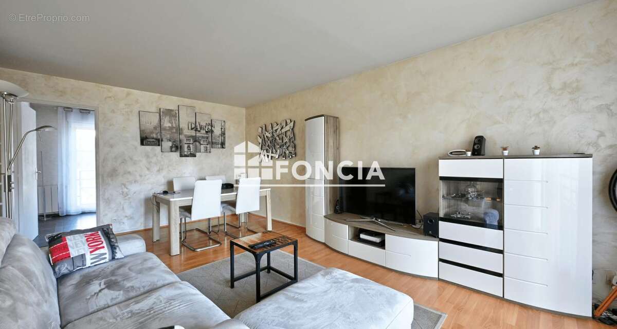 Appartement à MANTES-LA-JOLIE