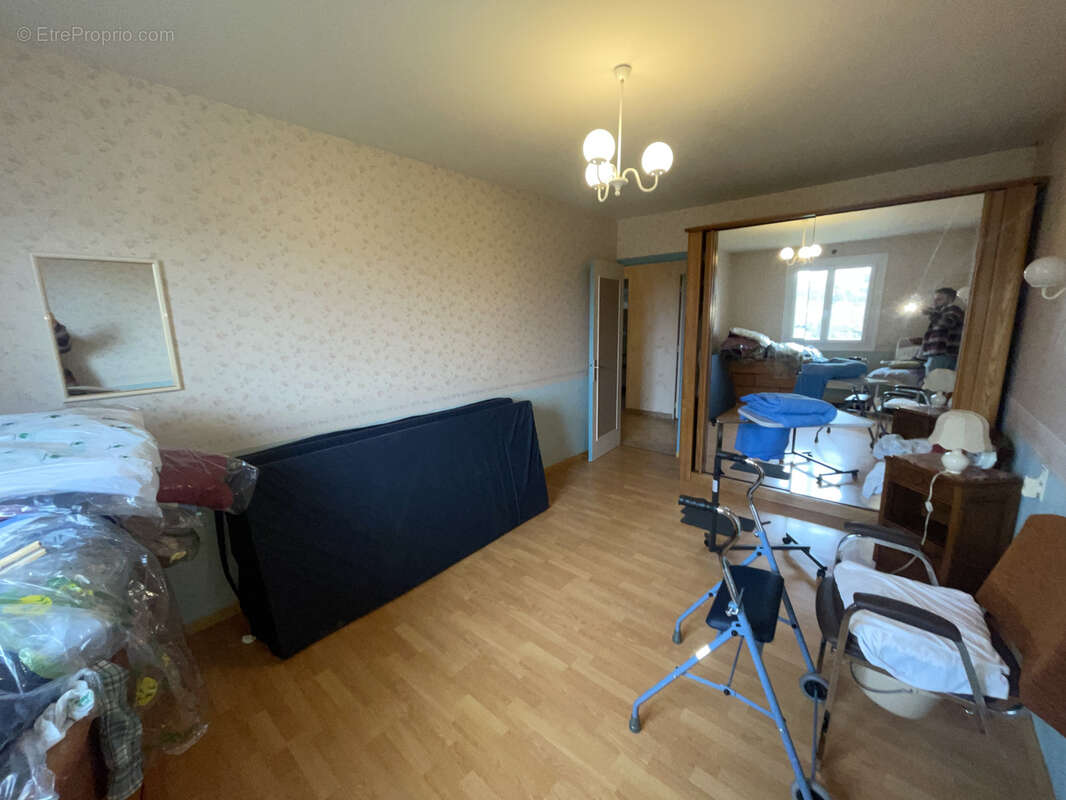 Maison familiale de 170 m2   Vue dégagée et fort potentiel - photo 10