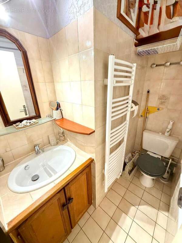   - Appartement à AX-LES-THERMES