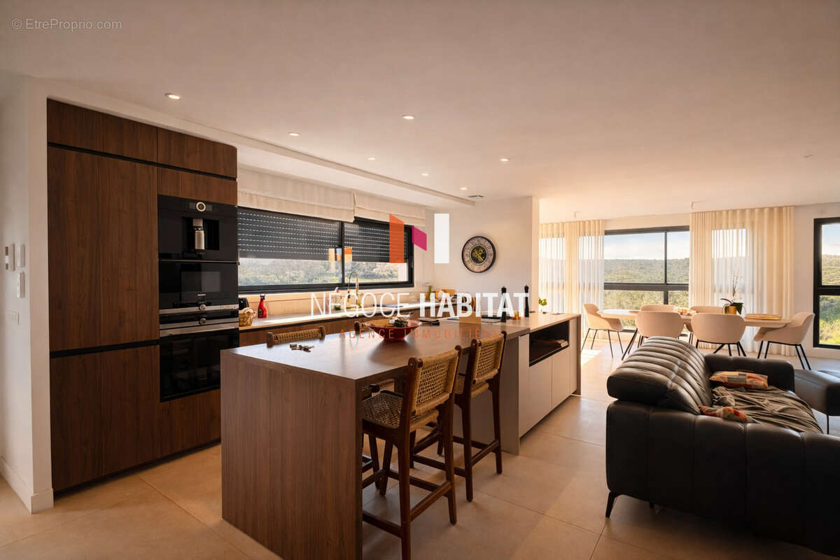 Appartement à JUVIGNAC
