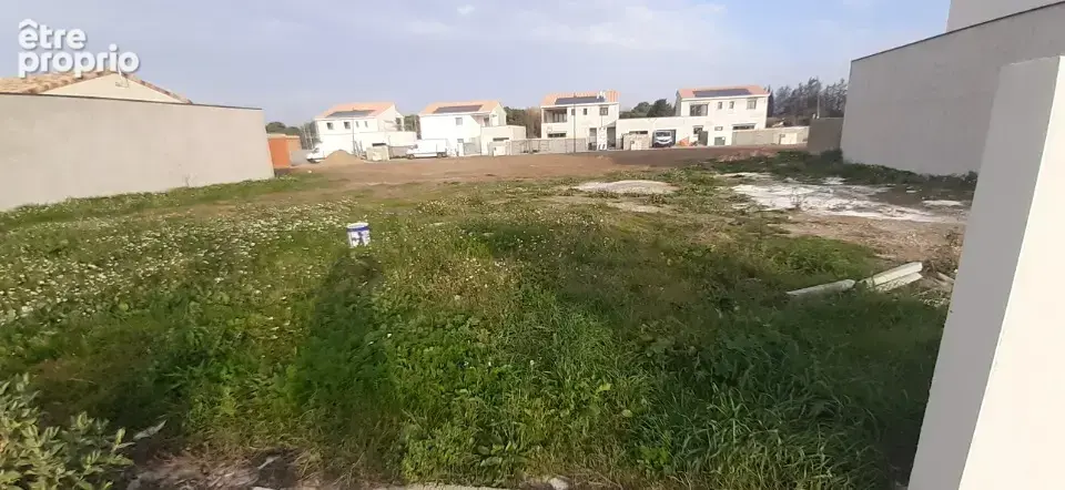 Terrain à PUISSERGUIER