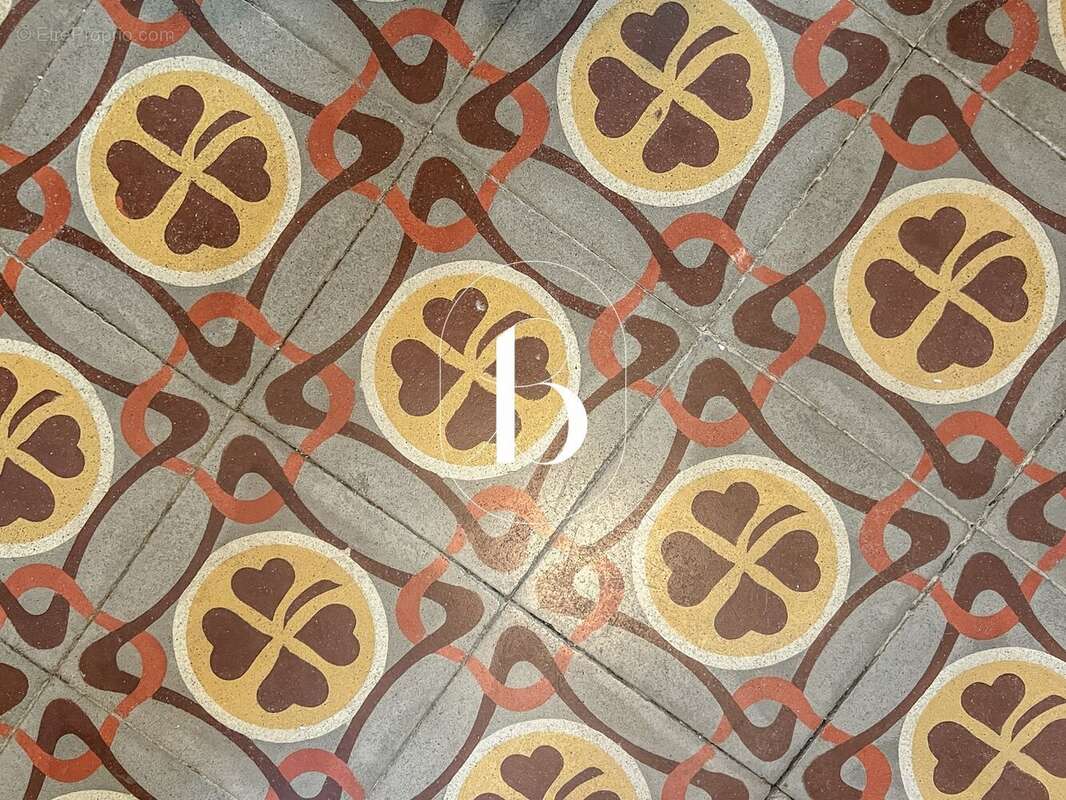 Maison à VALLON-PONT-D'ARC