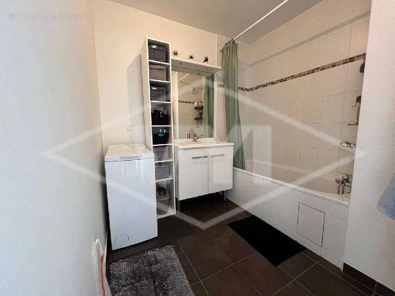 Appartement à BOUSSY-SAINT-ANTOINE