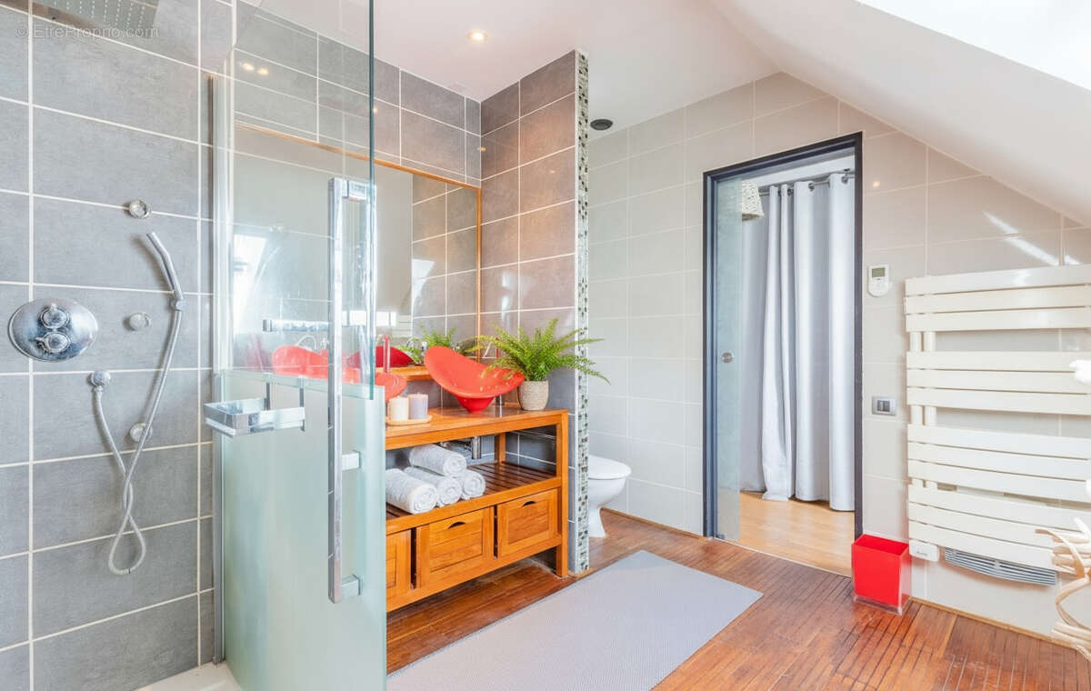 Maison 157m² à igny - photo 8