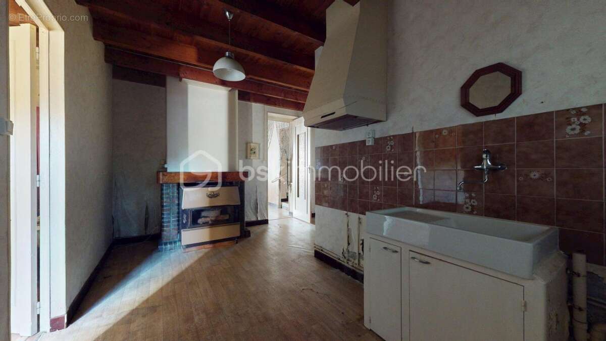 Maison à PONT-L'ABBE-D'ARNOULT