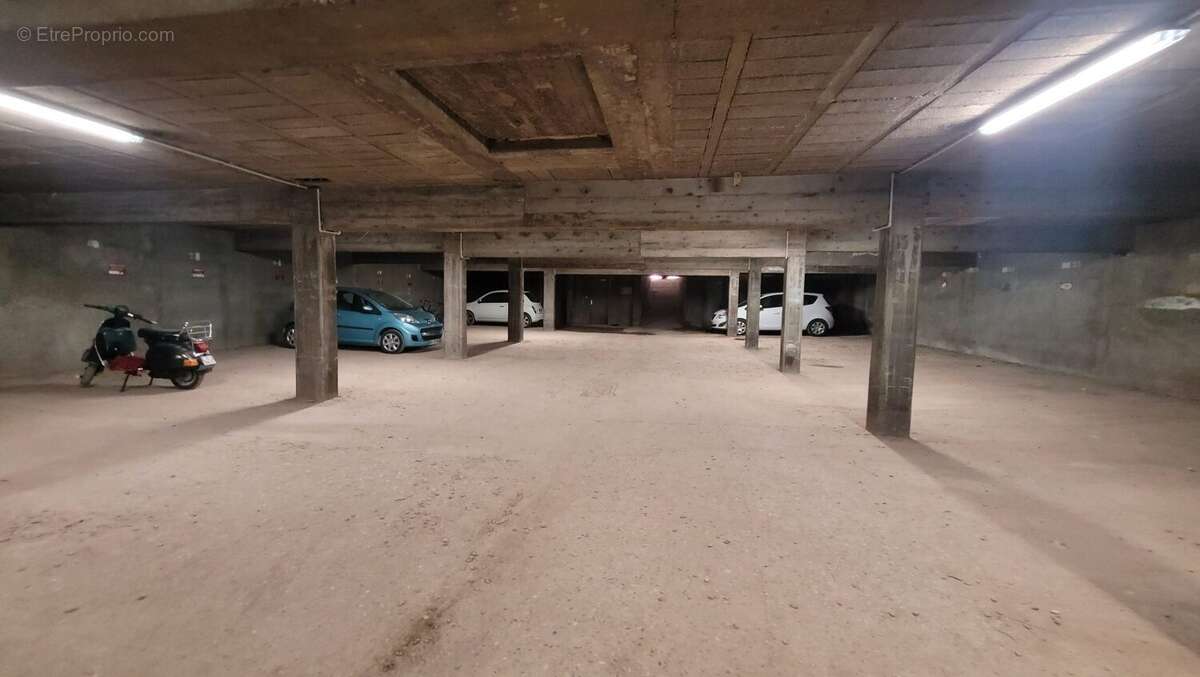 Parking à MONTPELLIER