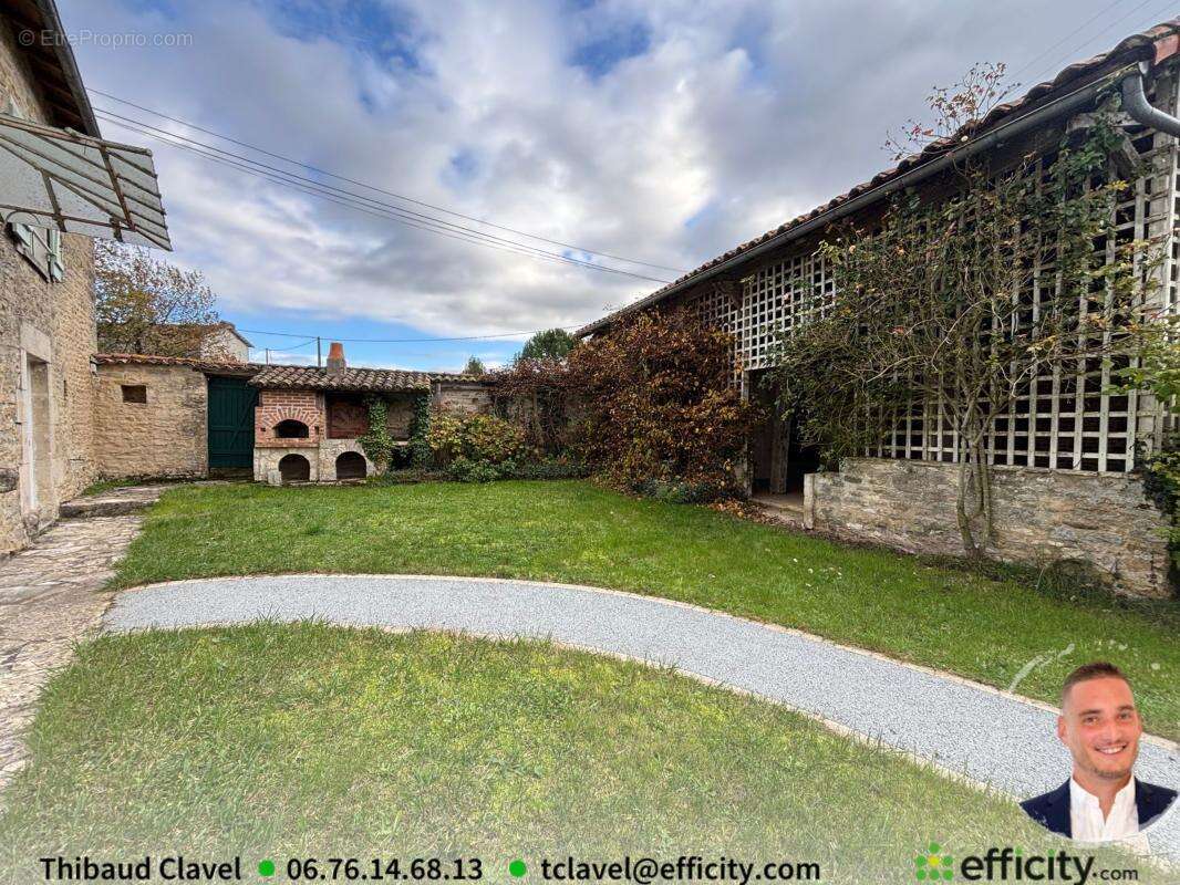 Maison à LA MAGDELEINE