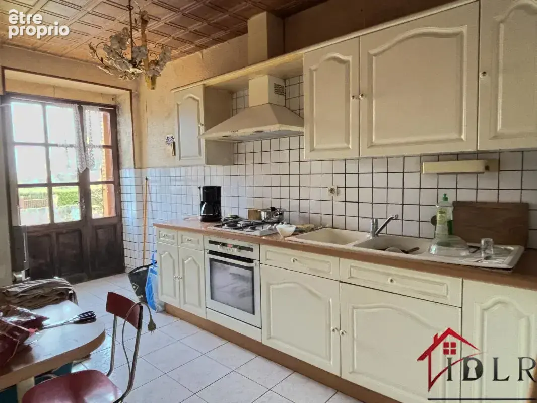 Maison de caractère avec fort potentiel   Idéal gîtes ou cha - photo 2