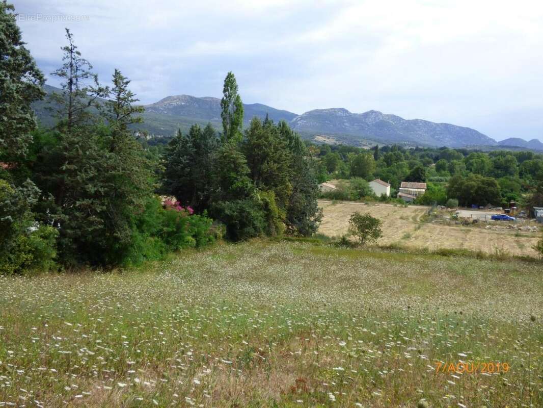 Terrain 884 m² à Cazilhac  - photo 2