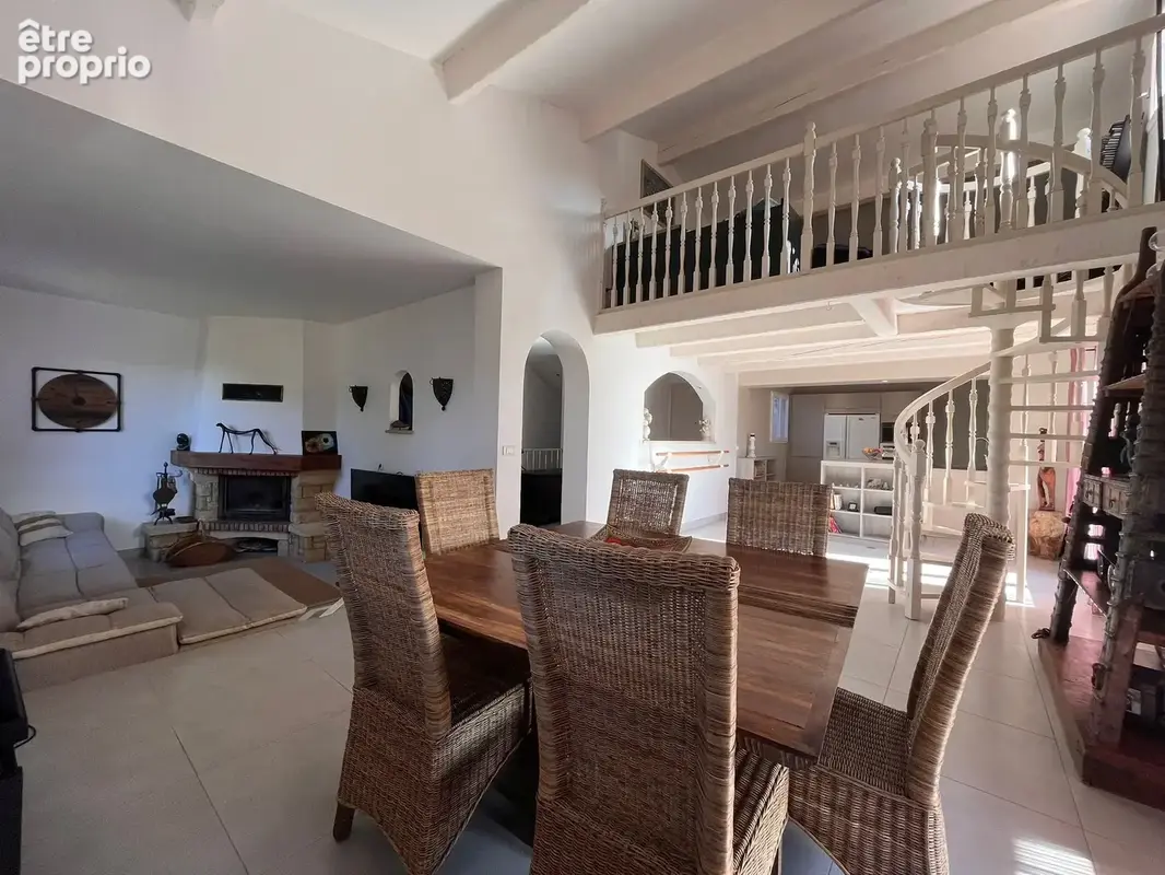 Villa provençale de 7 pièces /  La Turbie - photo 5